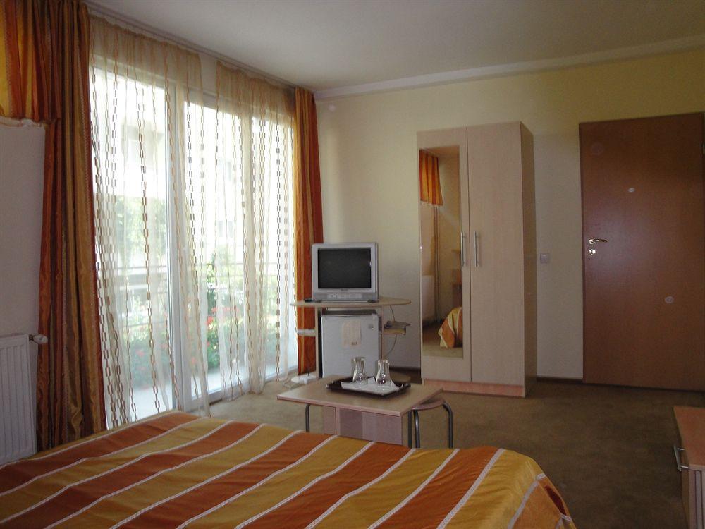 Suri Guesthouse Брашов Экстерьер фото