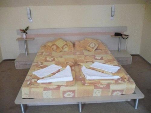 Suri Guesthouse Брашов Экстерьер фото